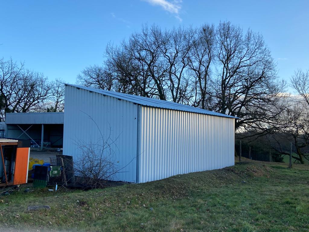 17-017 Bâtiment Carport Auvent 