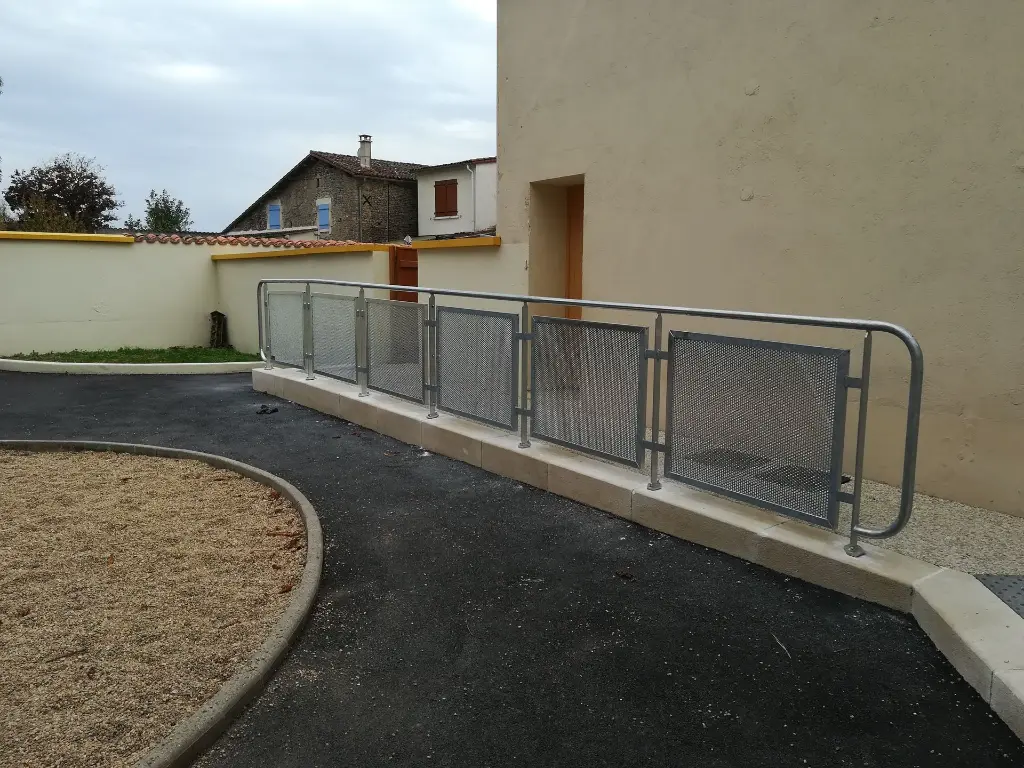 Rampe accès (1).webp