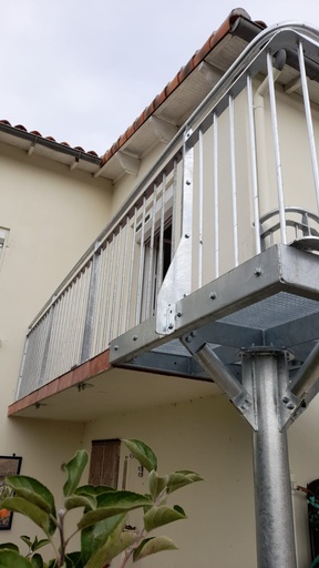 [23-098-02] Garde corps pour balcon exista