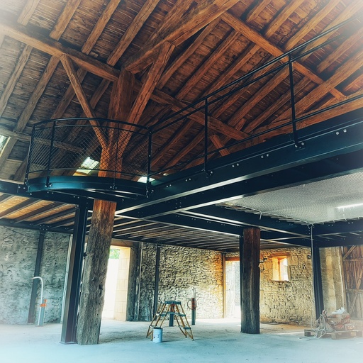 [20-032] Mezzanine - Structure acier peinte