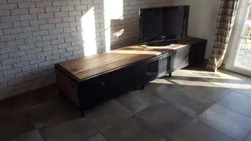 [17-042] Fabrication d'un meuble TV acier / bois